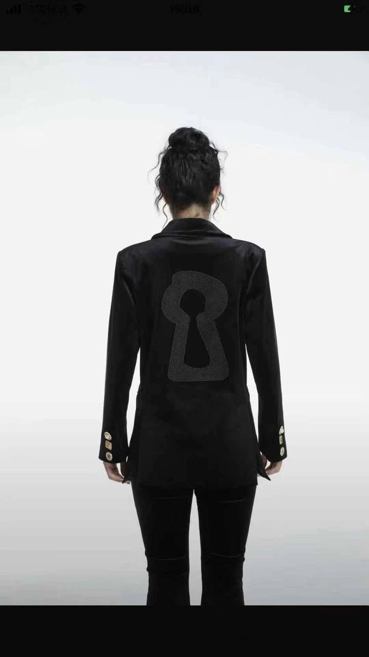 костюм брючный женский бархатный,женский бархатный костюм,пиджак бархатный женский,бархатный костюм,костюм женский