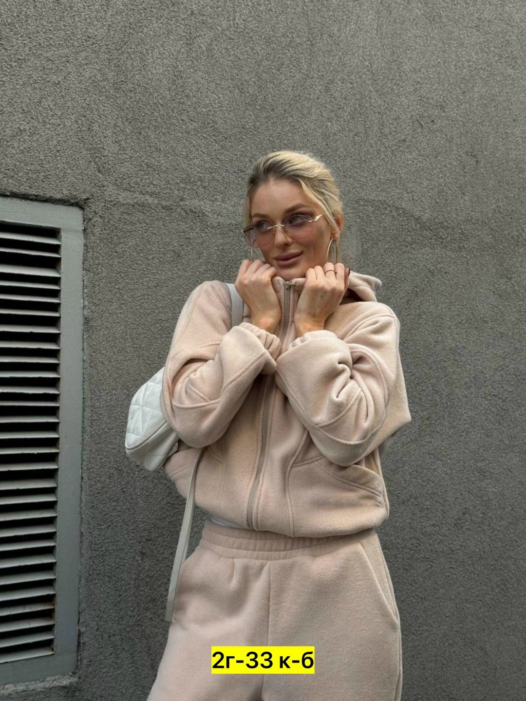 костюм на флисе женский,спортивный костюм женский,костюм на флисе,спортивный костюм на флисе женский,женский костюм