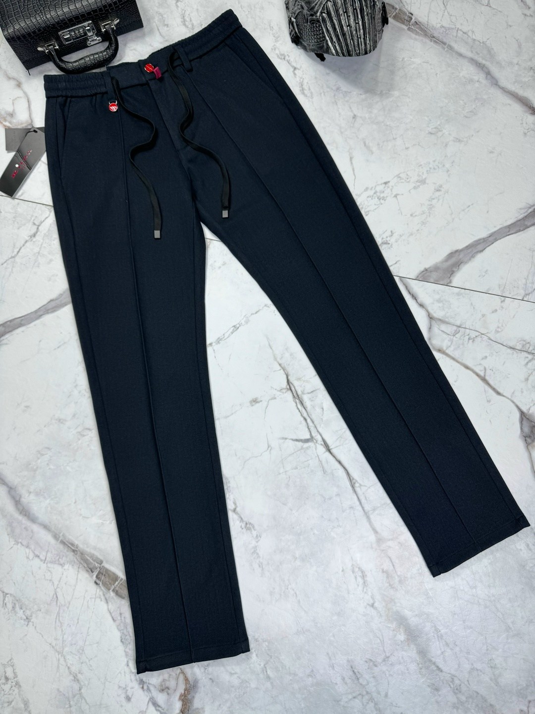 брюки классические,мужские брюки,полуклассические брюки,модные брюки,брюки джинсы