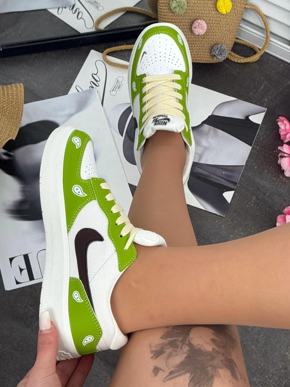 кроссовки,кроссовки женскиe,кроссовки для девушек,кроссовки женские зеленые,кроссовки nike