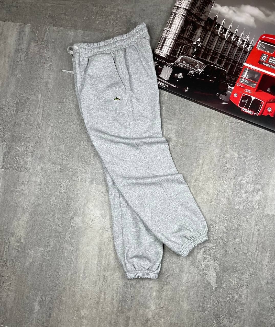 спортивные штаны,спортивные штаны lacoste,спортивные брюки,мужские спортивные штаны,мужские спортивные брюки lacoste