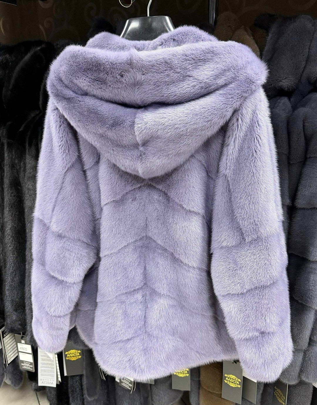 шубка из меха европейской норки с капюшоном цвет голубой,шубка из меха европейской норки с капюшоном,шубка из меха европейской норки с капюшоном цвет лаванда,шуба норковая,короткая норковая шуба с кап