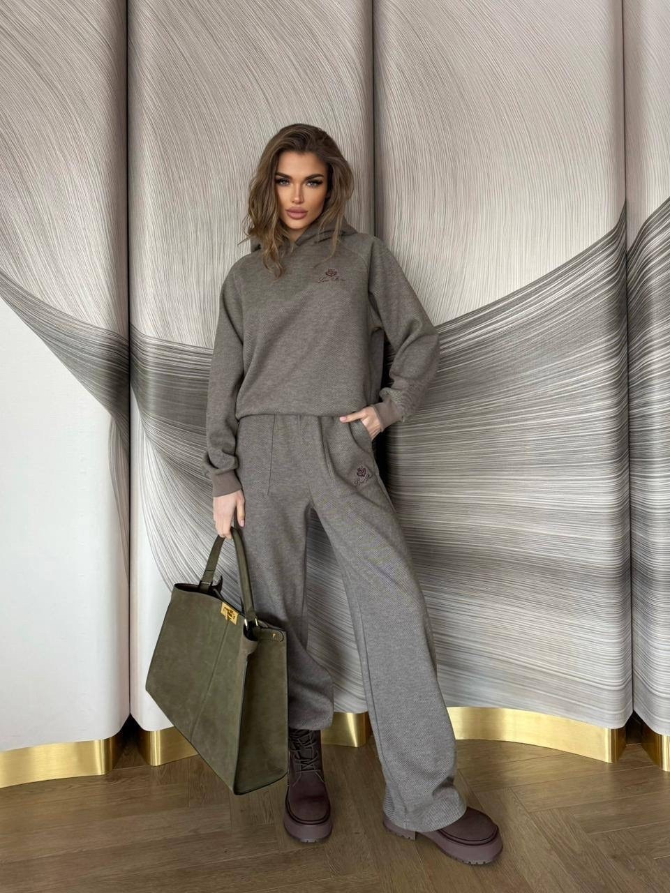 женские пуховики,куртка,женская куртка,костюм тройка с курткой,женский костюм тройка