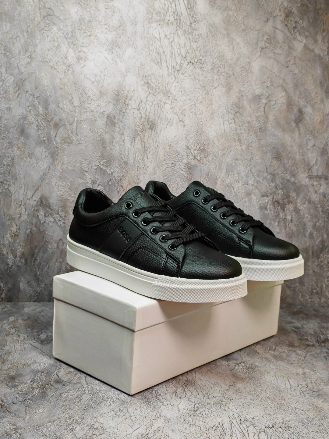 ,boss кроссовки мужские,кеды кожаные,мужские кожаные кеды,кроссовка мужской