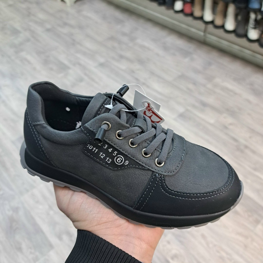 ,мужские кроссовки,полуботинки мужские,fortuna classic кроссовки,crosby кроссовки производитель