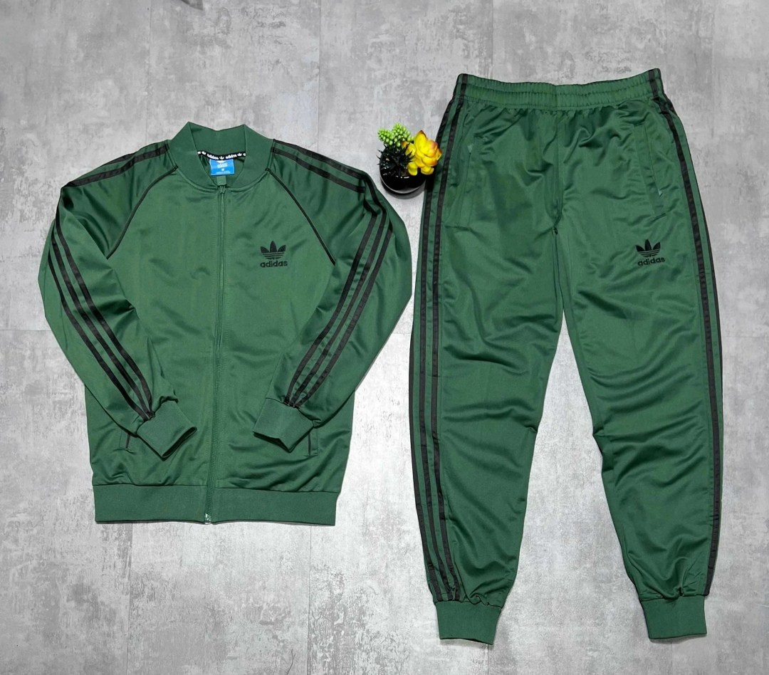 мужской спортивный костюм adidas,спортивный костюм adidas,adidas спортивный костюм мужской черный 2026,мужские спортивные костюмы адидас,велюровый костюм мужской спортивный адидас