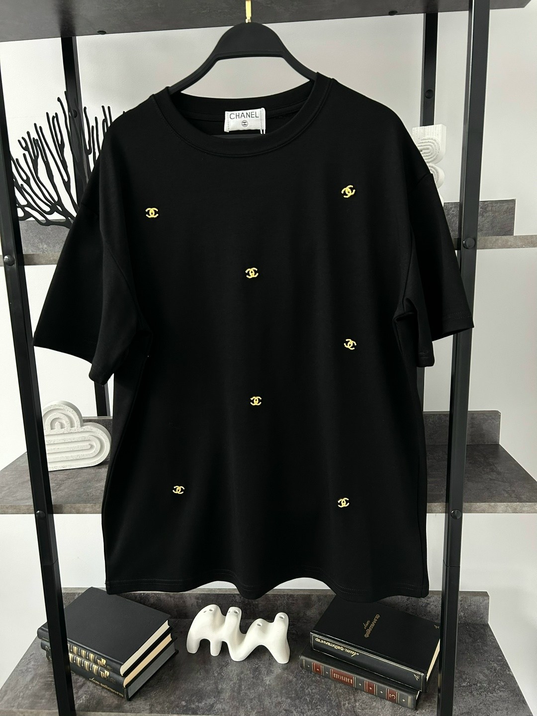 женская футболка,футболки белые,летние футболки,футболка со стразами,белая женская футболка