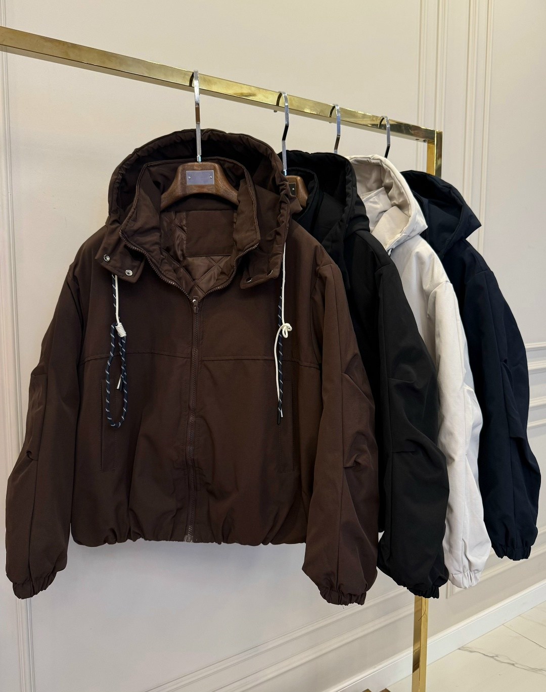 куртка модная,куртка пуховик,женская зимняя куртка,куртка короткая,женская куртка