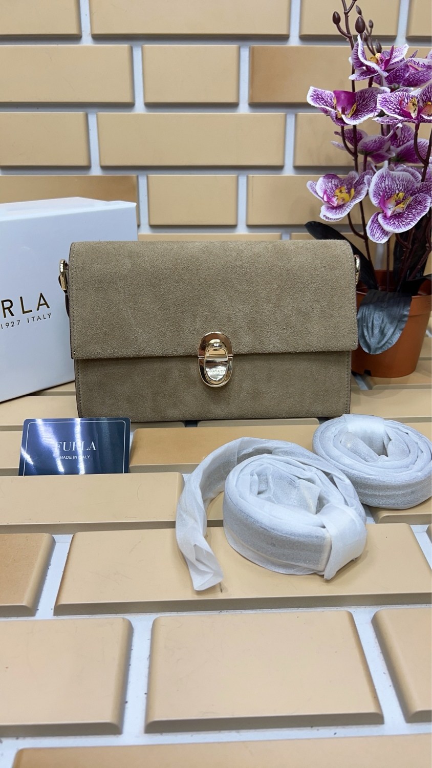 сумка женская furla,сумочки,сумка фурла 1927 бежевая,сумка,замшевая сумка