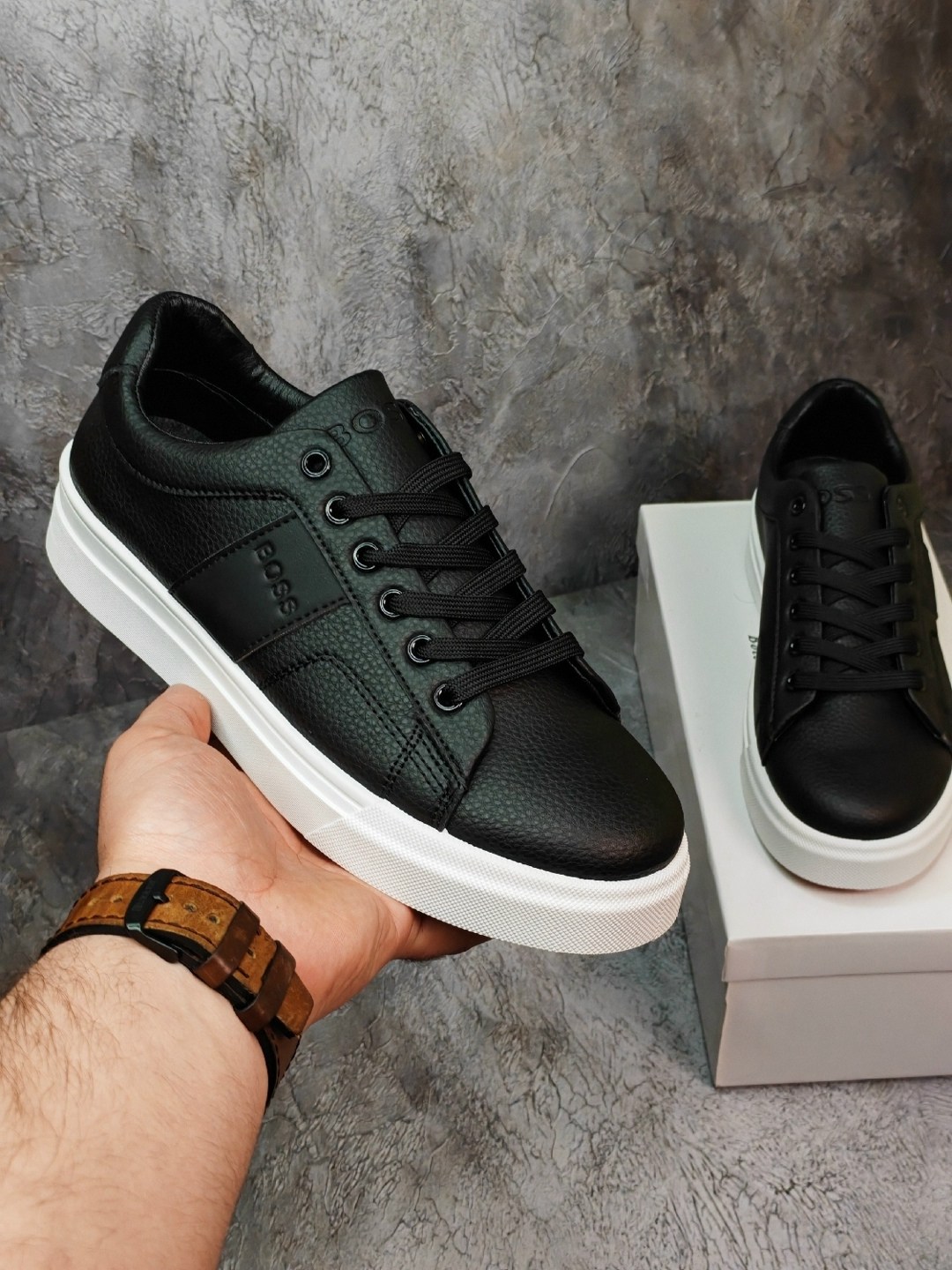 ,boss кроссовки мужские,кеды кожаные,мужские кожаные кеды,кроссовка мужской