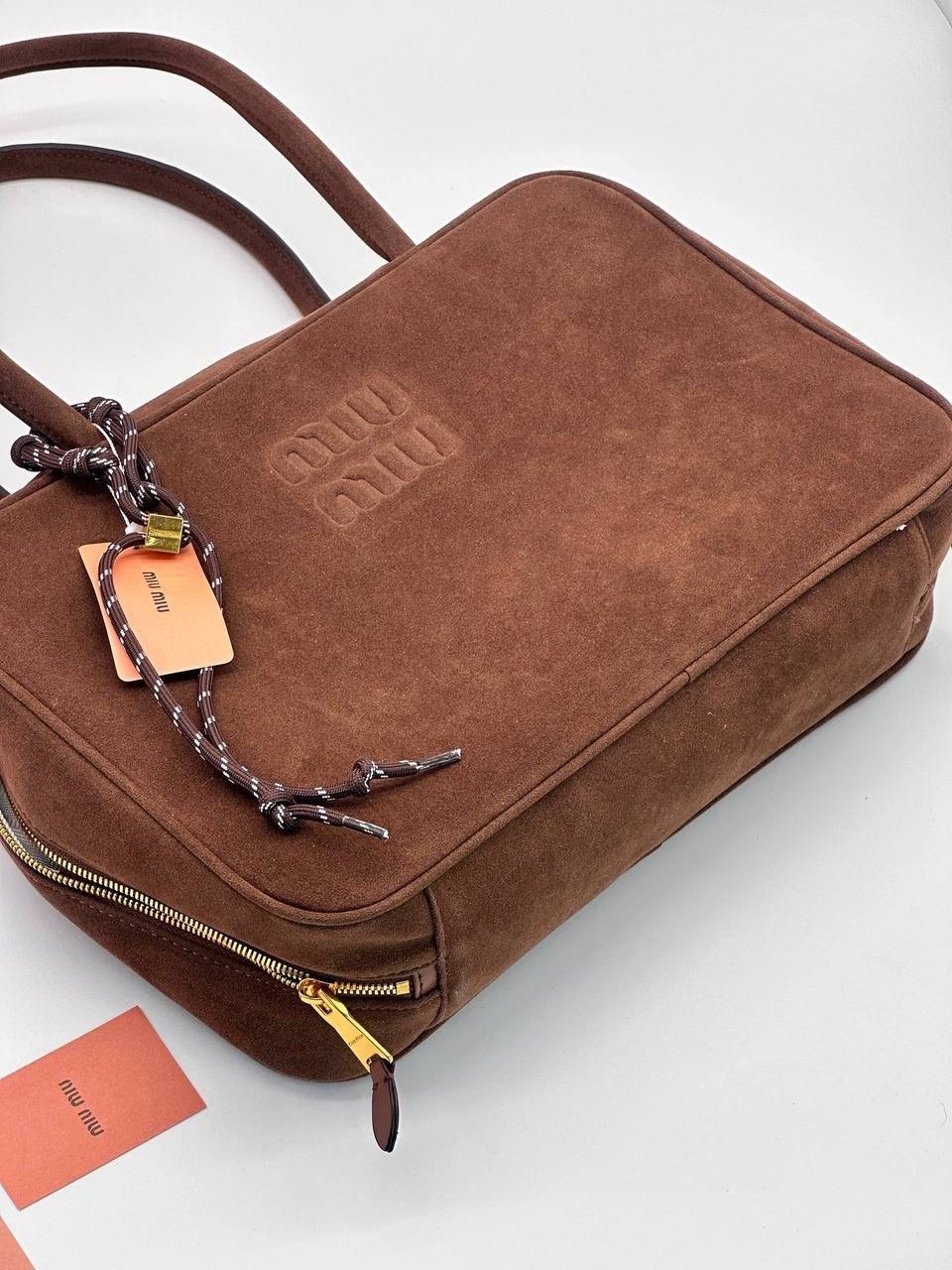 сумка женская замшевая тоут большая miu miu,сумка женская miu miu,сумка замшевая,сумка miu miu замшевая коричневая,сумка miu miu натуральная замша