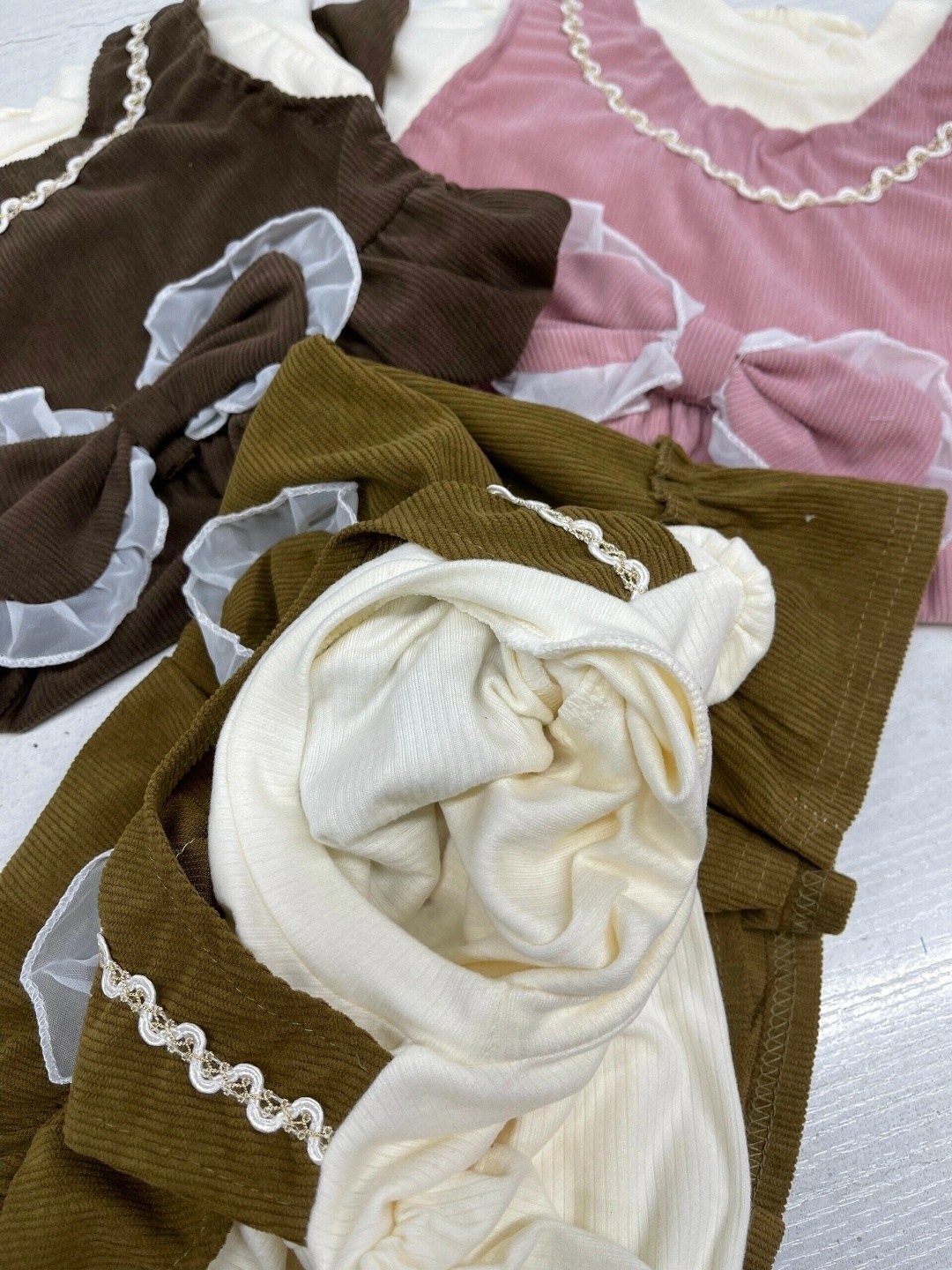 платье для маленьких девочек,платье для детей,платье для девочек,вельветовое платье для девочки,платье детская