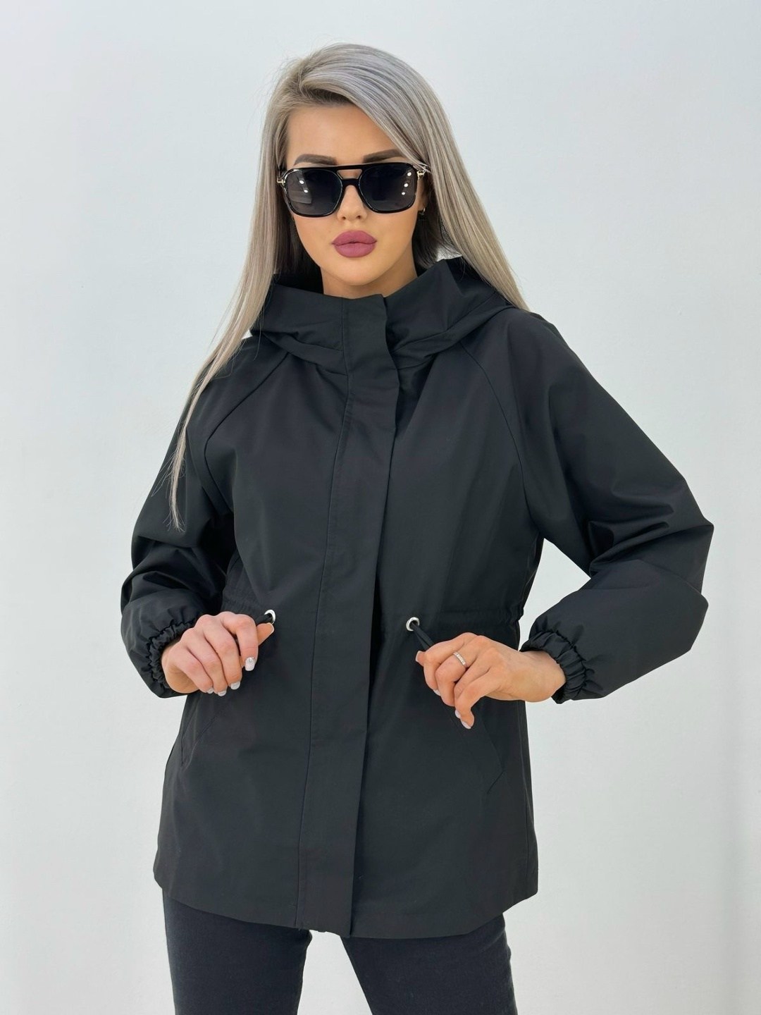 ветровка удлиненная с капюшоном,ветровка с капюшоном оверсайз,ветровка женская,демисезонная куртка,ветровка женская оверсайз