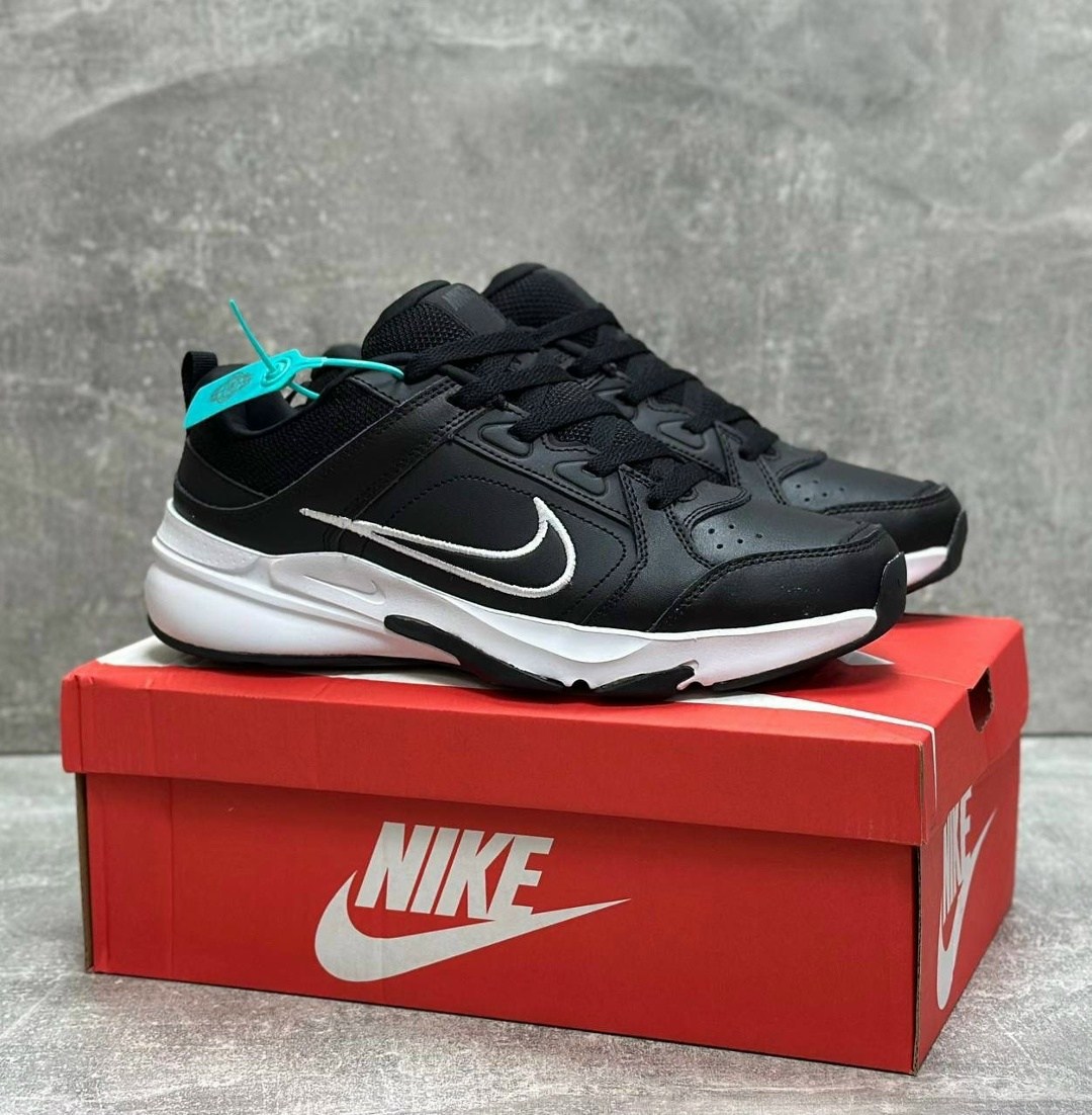 кроссовки nike,кроссовки nike air monarch,кроссовки мужские nike,кроссовки nike defyallday,кроссовки nike air monarch iv цвет черный