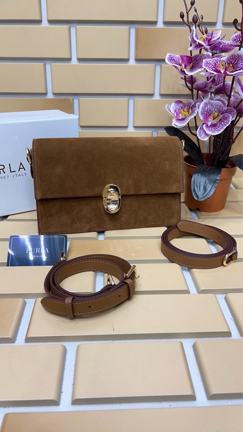 сумка женская furla,сумочки,сумка фурла 1927 бежевая,сумка,замшевая сумка