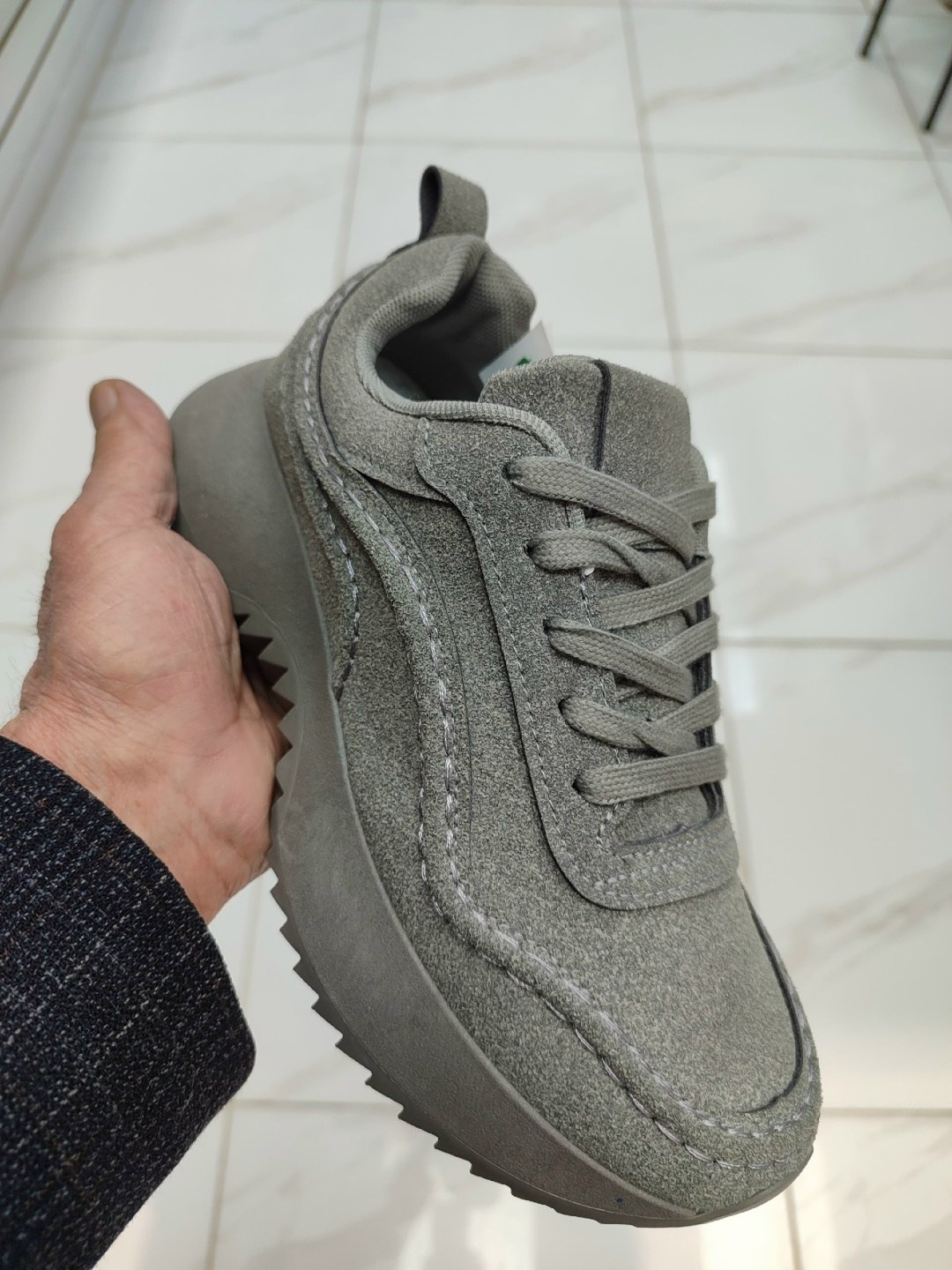 ,кроссовки женскиe,кроссовки бежевые,повседневные кроссовки,кроссовки для женщин