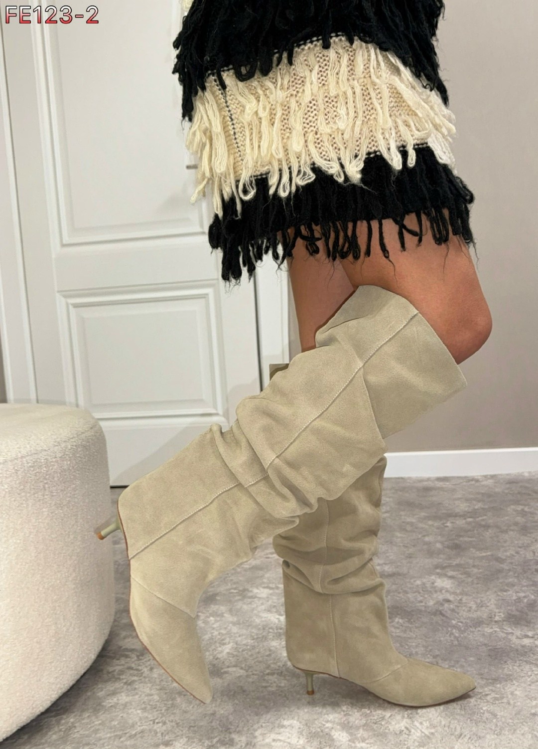 женские замшевые сапоги на каблуке-шпильке с острым носком,плиссированные замшевые коричневые сапоги до колена 7 см,женские замшевые сапоги до колена с острым носком на высоком каблуке,бежевые сапоги,