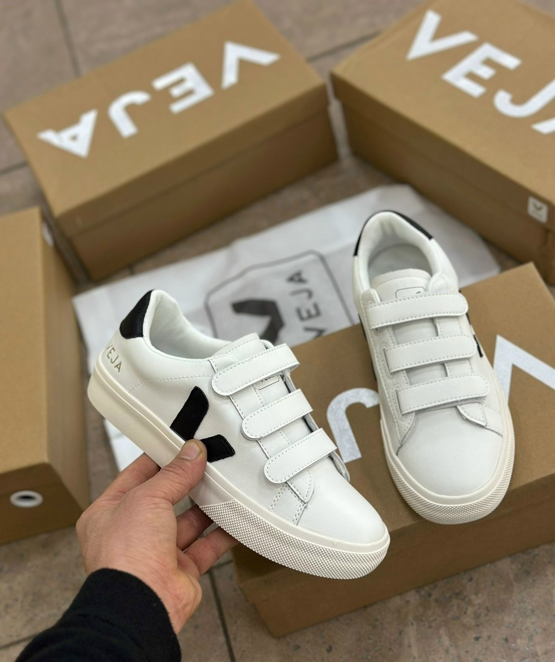 ,белые кроссовки,кеды женски,белые кеды,кроссовки женскиe