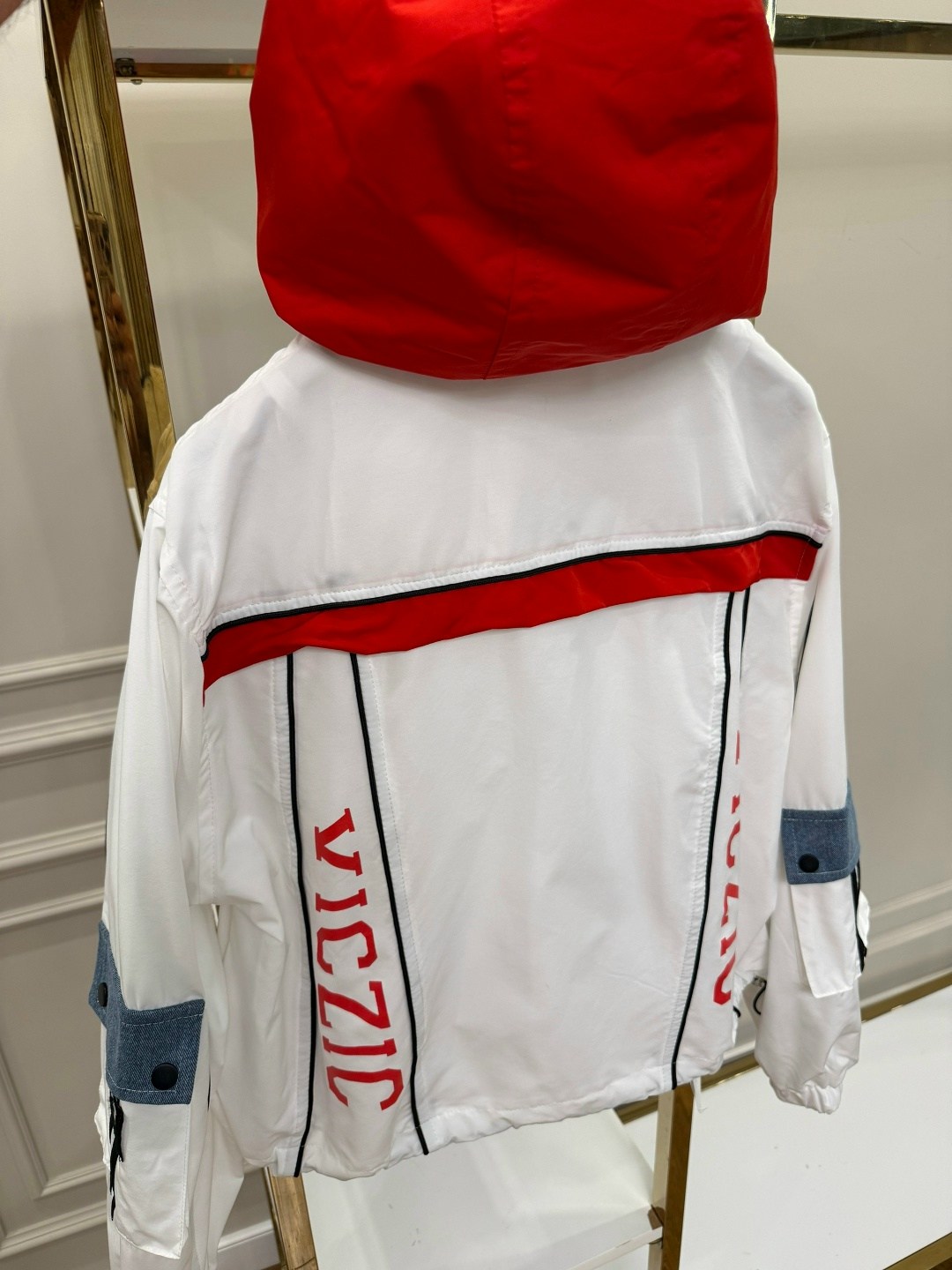 модная куртка,куртка свободная,куртка женская,куртка,повседневная куртка