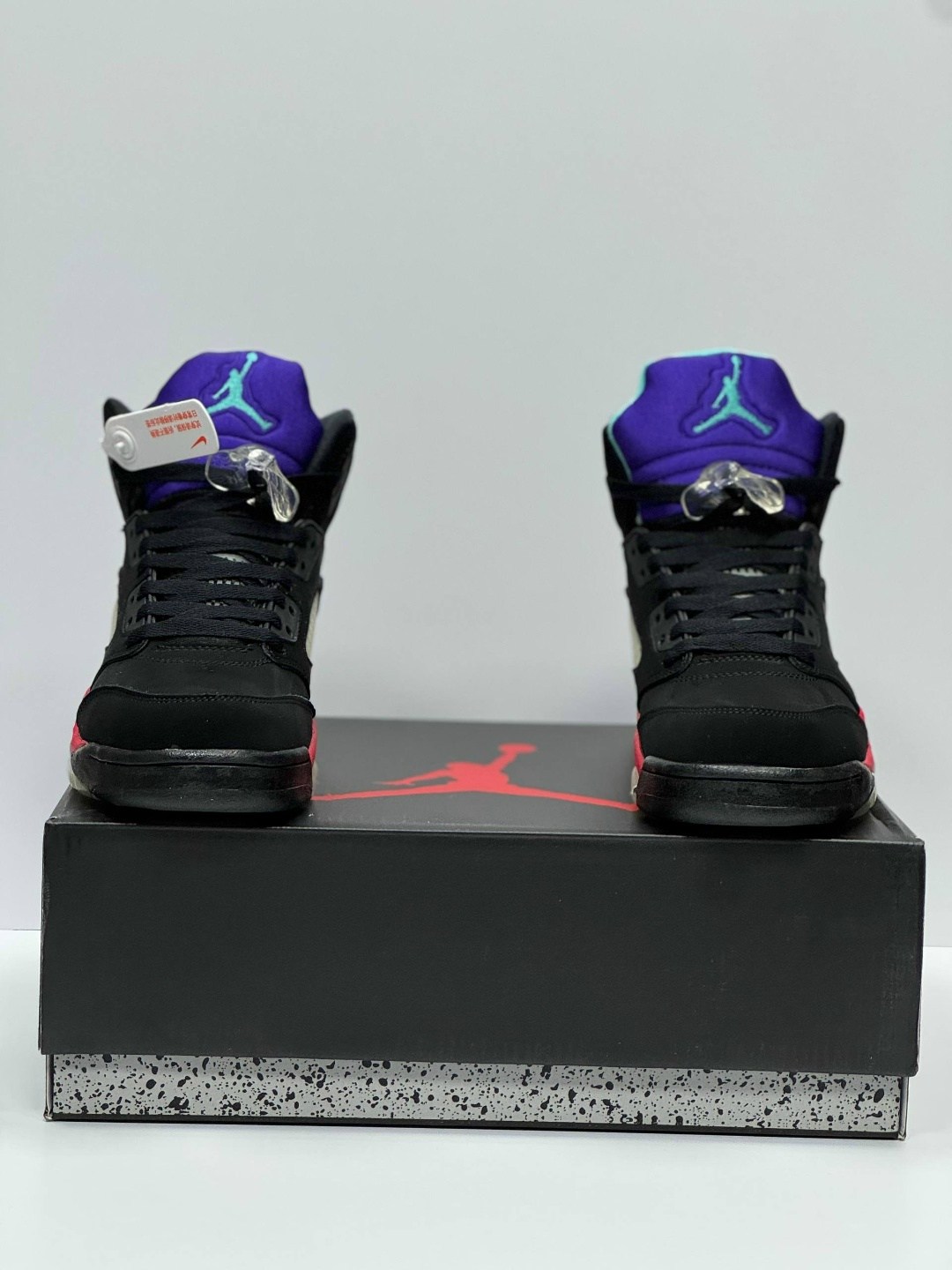 кроссовки air jordan 5 retro gs top 3 черный,nike air jordan 5,air jordan 5,nike air jordan 5 retro,кроссовки air jordan 5 retro