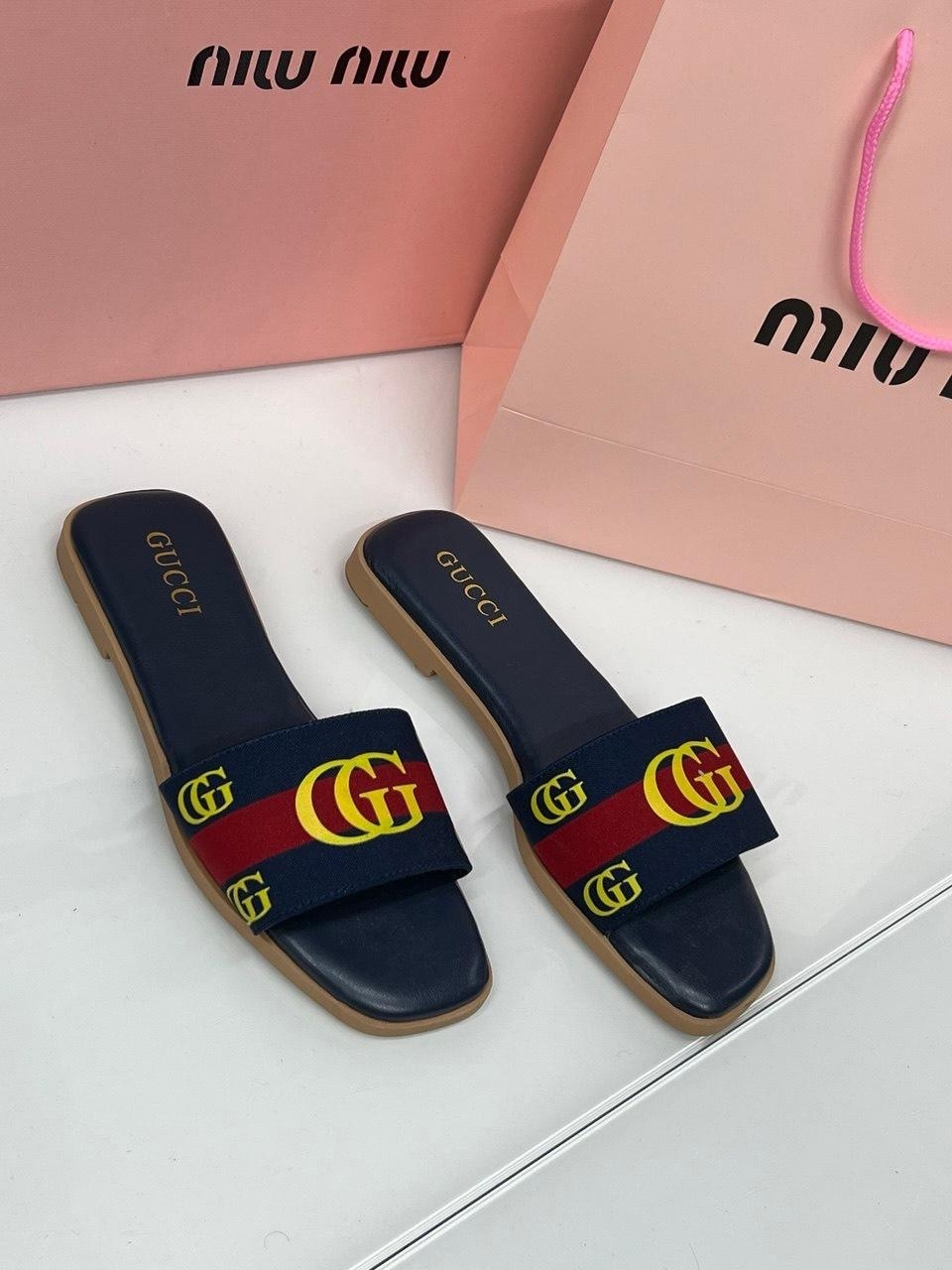 тапочки томми хилфигер,шлепанцы tommy hilfiger,тапки томми хилфигер,сланцы томми хилфигер мужские,тапки томми хилфигер мужские