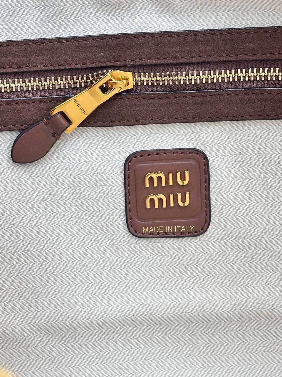 сумка женская замшевая тоут большая miu miu,сумка женская miu miu,сумка замшевая,сумка miu miu замшевая коричневая,сумка miu miu натуральная замша