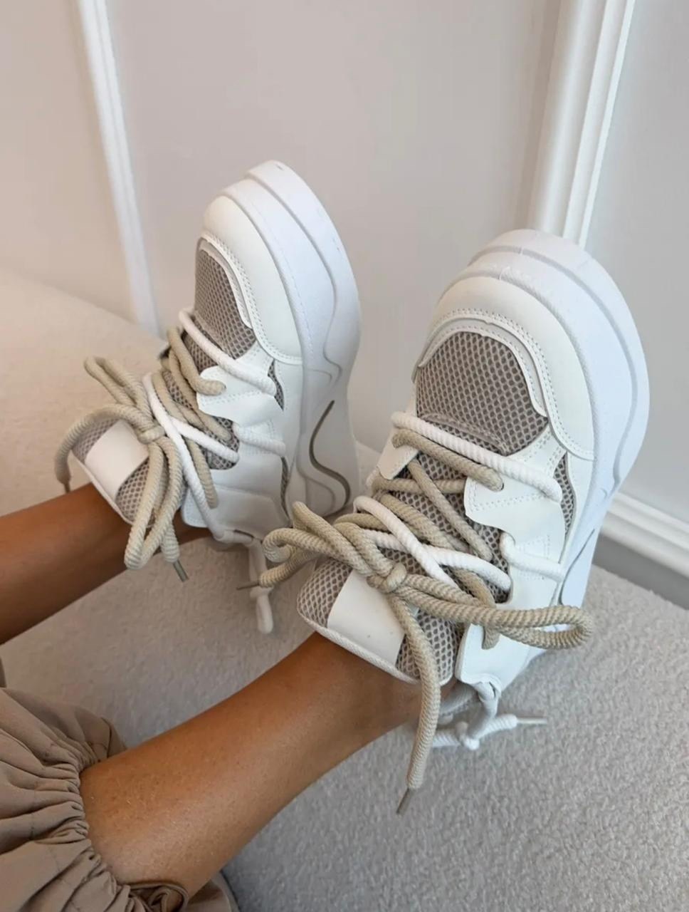 кроссовки женские бежевый,кроссовки женскиe,бежевые кроссовки,кроссовки женские на платформе,кроссовки женские на высокой подошве