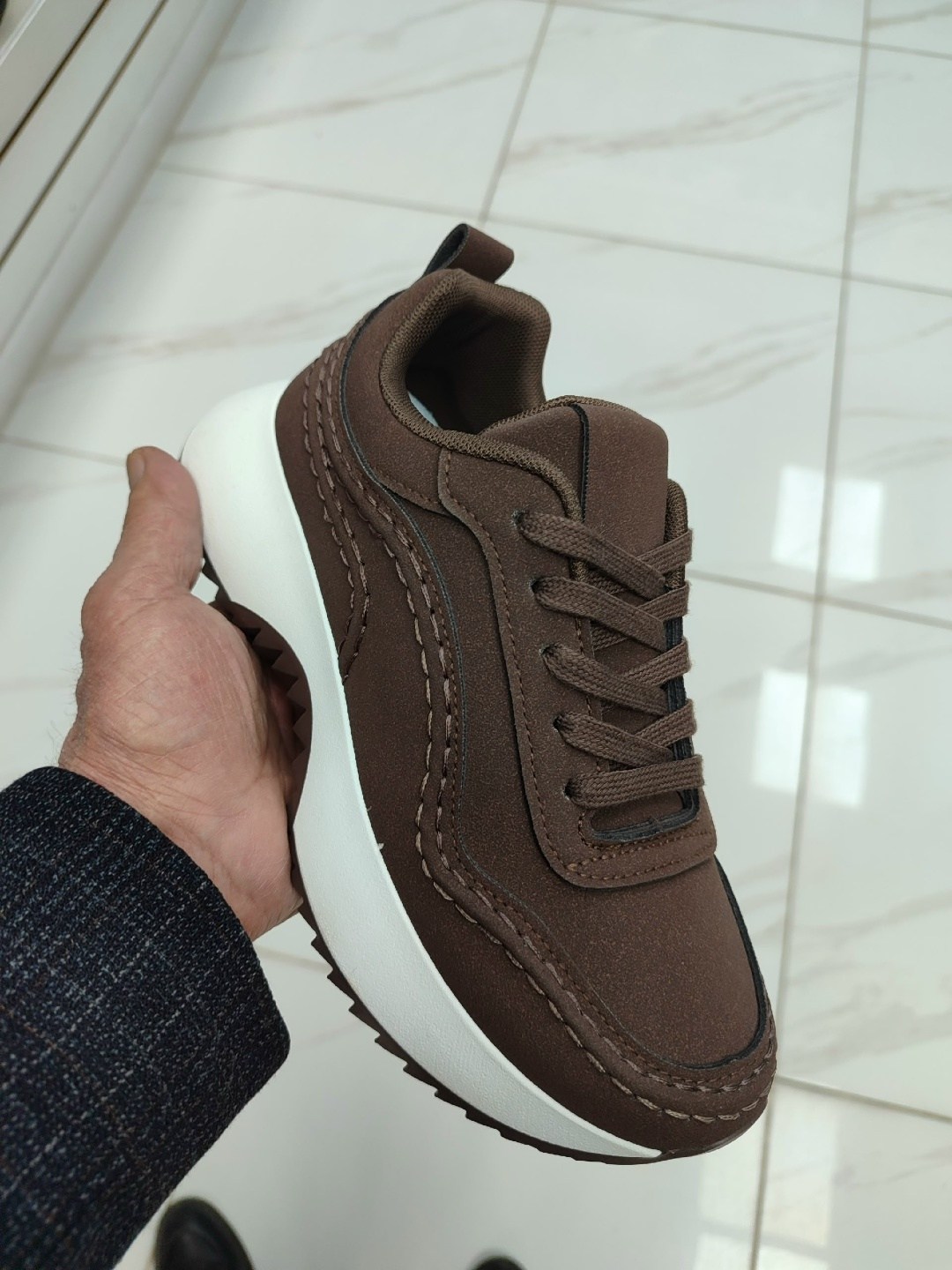 ,кроссовки женскиe,кроссовки бежевые,повседневные кроссовки,кроссовки для женщин