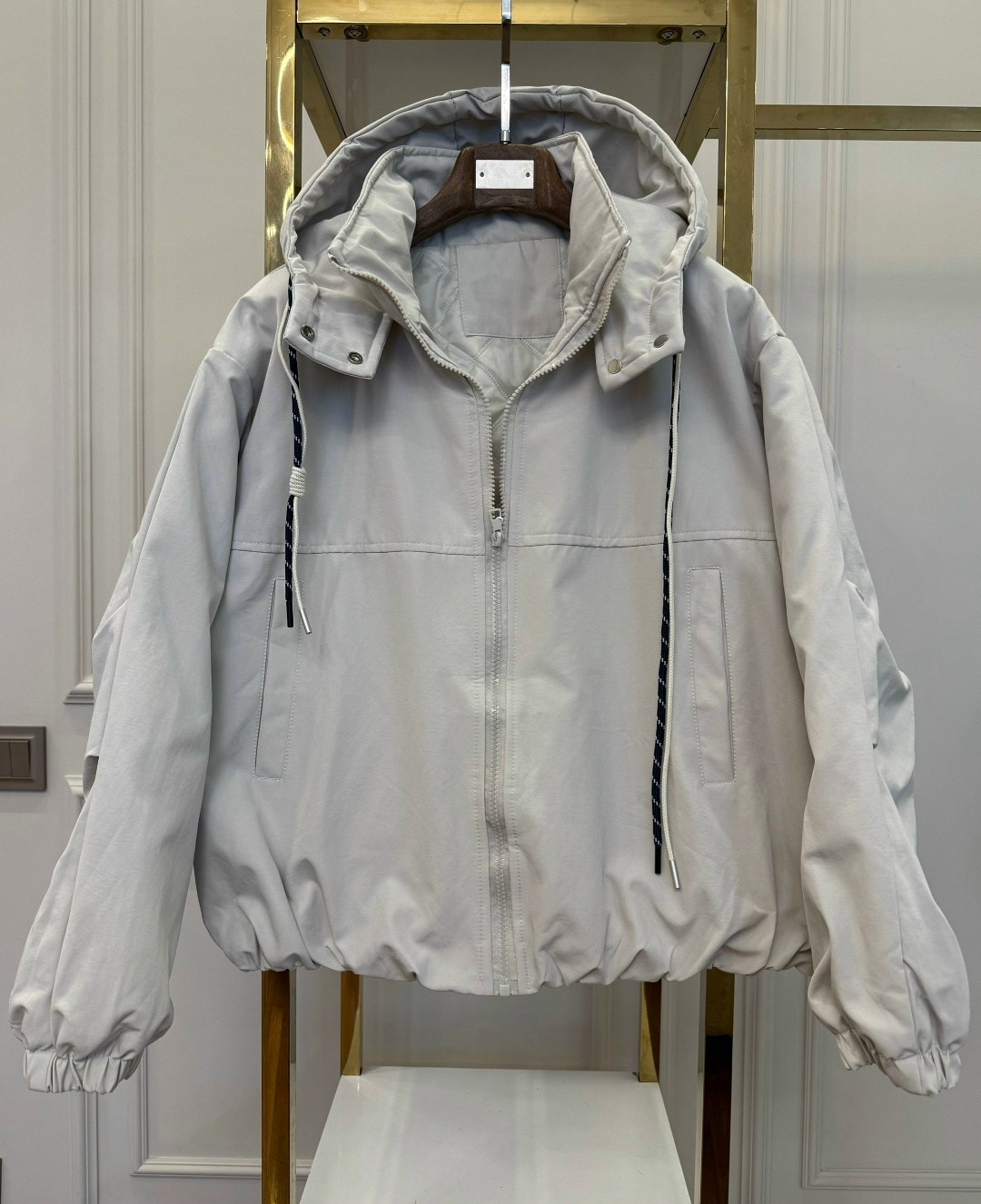 куртка модная,куртка пуховик,женская зимняя куртка,куртка короткая,женская куртка