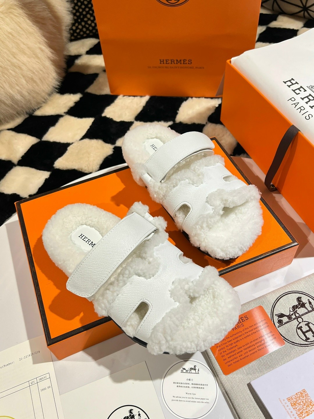 тапочки hermes,тапки hermes,тапочки hermes натуральный мех овчина,тапочки hermes женские,hermes шлепанцы