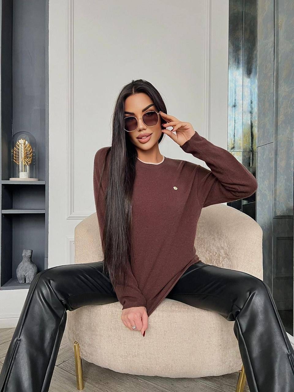 женская кофта,модные образы,кожаные штаны,кожаные леггинсы,кожаные брюки женские