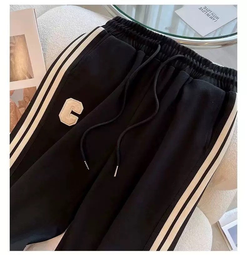 костюм спортивный gucci,костюм спортивный,спортивный костюм celine,спортивный костюм шанель,женские спортивные костюмы