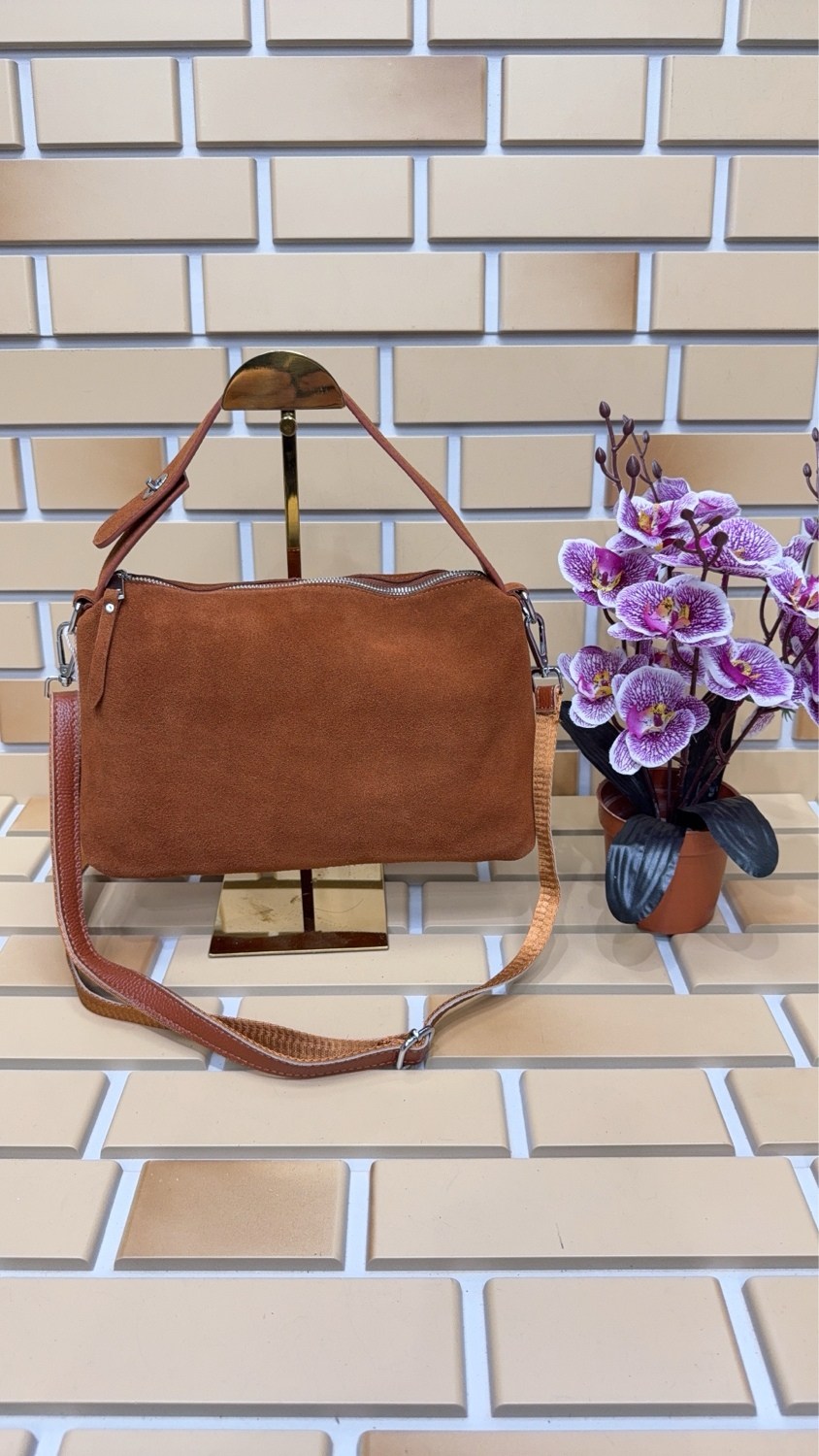 сумка замшевая,сумка хобо небольшая замшевая gu.sa,замшевая сумка женская,женская сумка замшевая черная,сумка женская натуральная замша adel-324/2в отделка иск/кожа