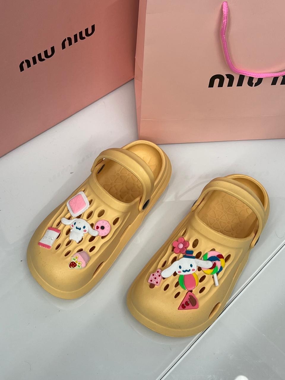 ,пляжная ,модные тапочки,тапки модные,детские сандалии