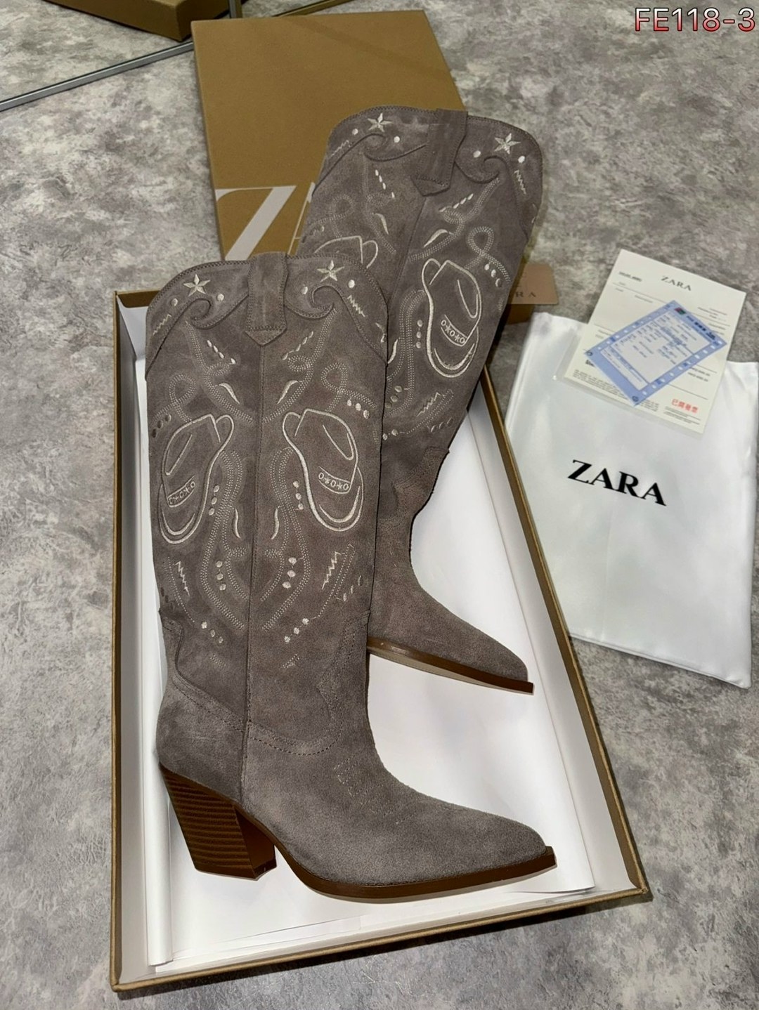 isabel marant ковбойские сапоги,сапоги казаки длинные замшевые donna luciana,замшевые сапоги,замшевые сапоги зара,ковбойские сапоги