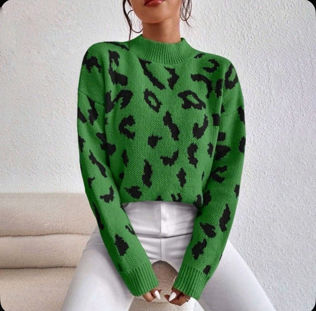 женский свитер с принтом,свитер модный,женский вязаный свитер с леопардовым принтом,свитер оверсайз вязаный с леопардовым принтом,вязаные свитера