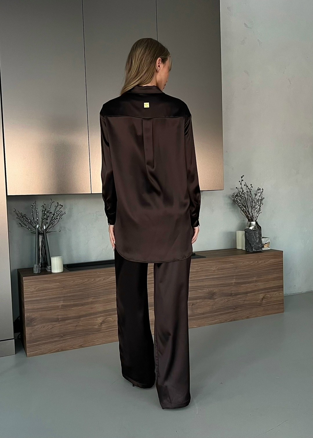 пижама женская со штанами шелковая shokh,шелковая пижама женская со штанами двойка из шелка армани,пижама женская шелковая с брюками,брючный атласный костюм,атласный костюм