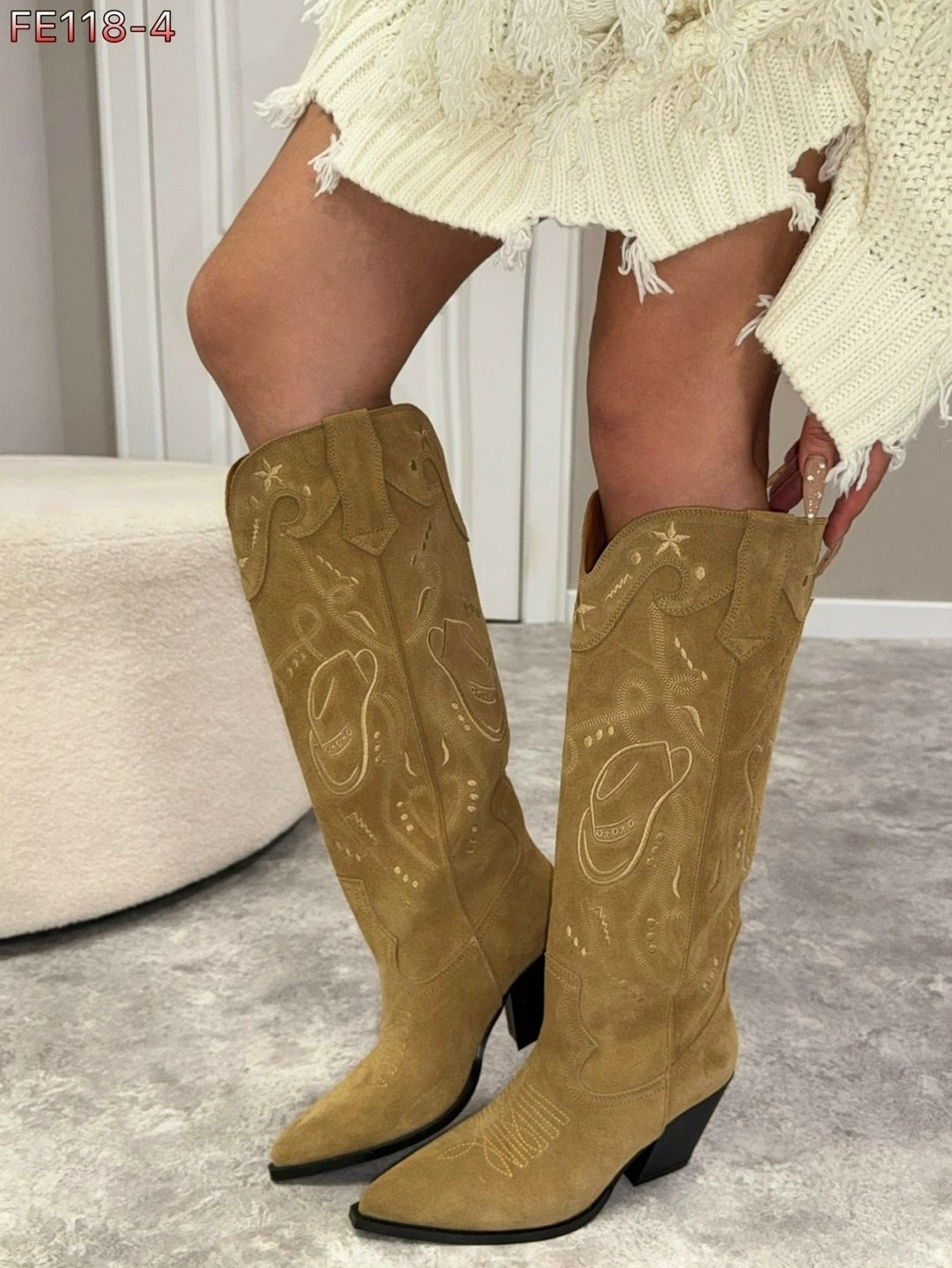 сапоги казаки женские,женские сапоги,женские ковбойские сапоги,ковбойские сапоги,сапоги казаки замшевые