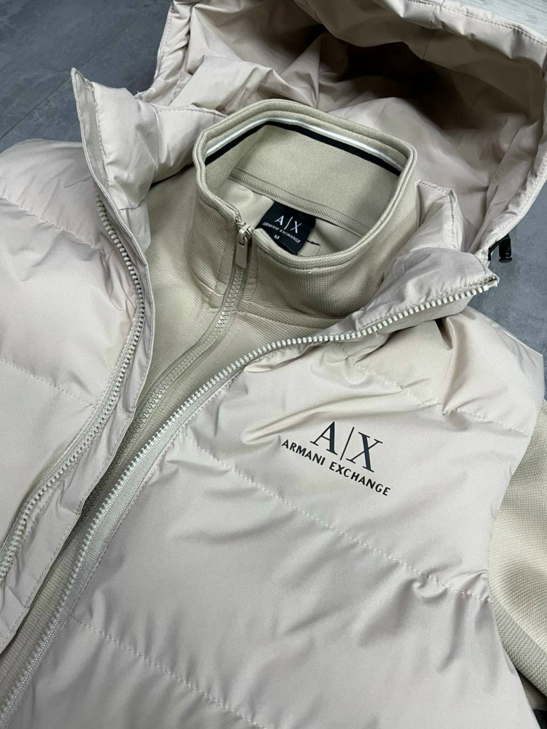 куртка пуховик armani exchange зимний,пуховик armani exchange,жилетка armani,куртка женская,куртка armani exchange