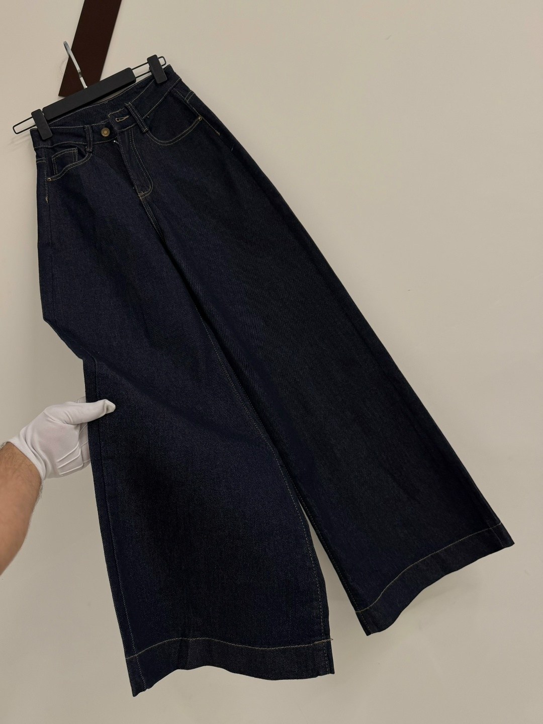 джинсы широкие,женские джинсы широкие,женские джинсы,джинсовые брюки,женские джинсы с широкими штанинами