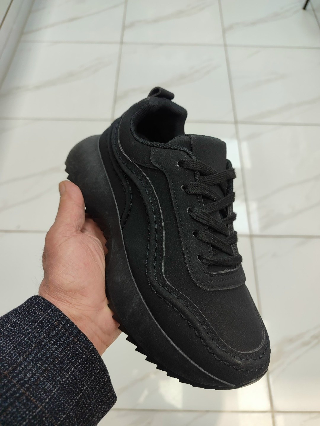 ,кроссовки женскиe,кроссовки бежевые,повседневные кроссовки,кроссовки для женщин