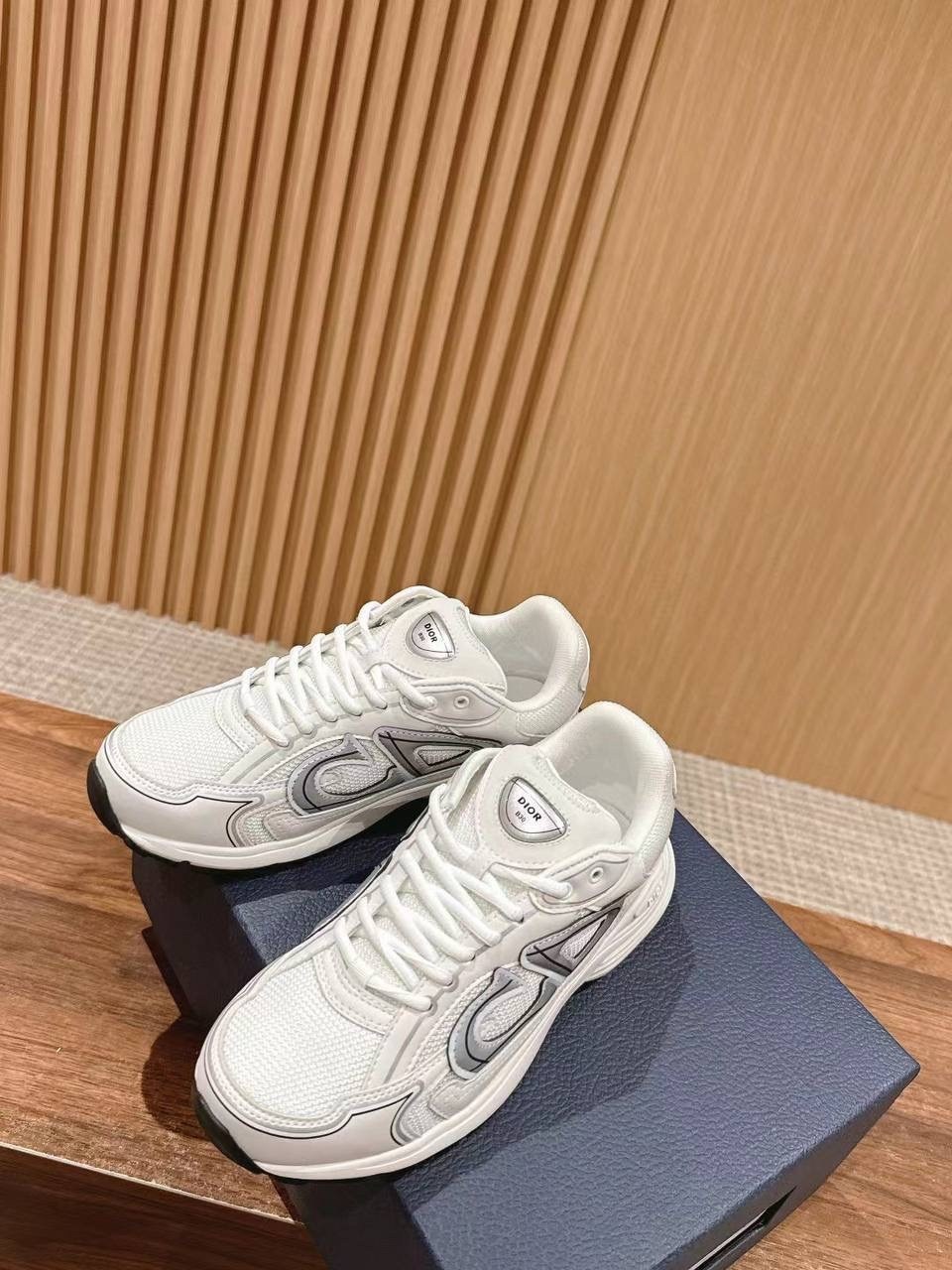 dior кроссовки,диор кроссовки,оригинальные кроссовки,кроссовки,модные кроссовки