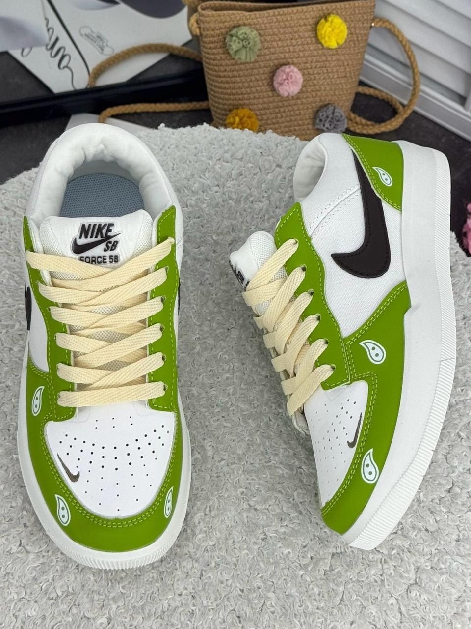 кроссовки,кроссовки женскиe,кроссовки для девушек,кроссовки женские зеленые,кроссовки nike