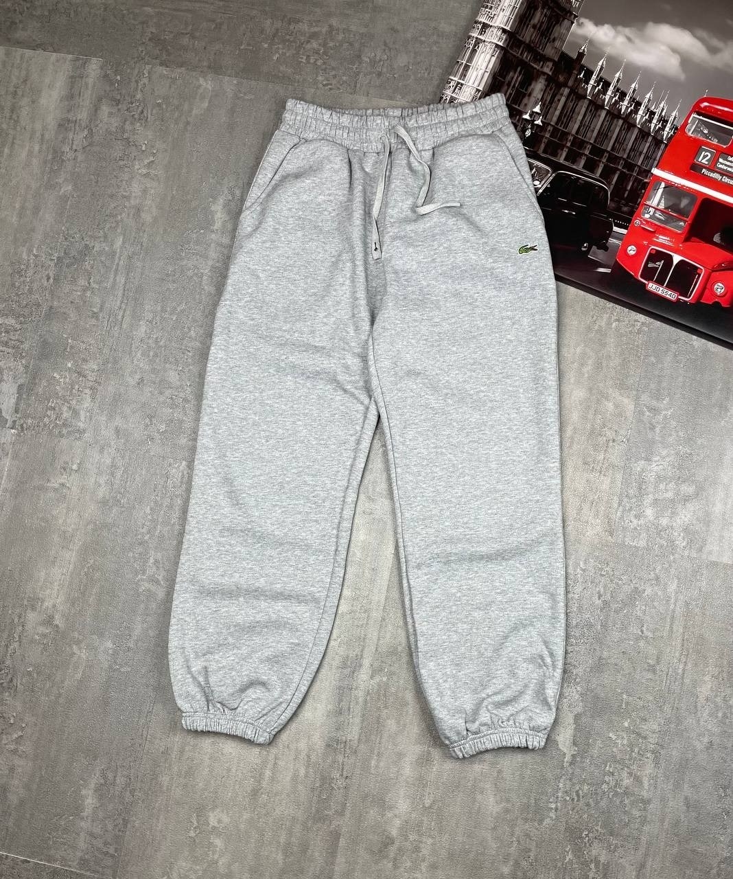 спортивные штаны,спортивные штаны lacoste,спортивные брюки,мужские спортивные штаны,мужские спортивные брюки lacoste