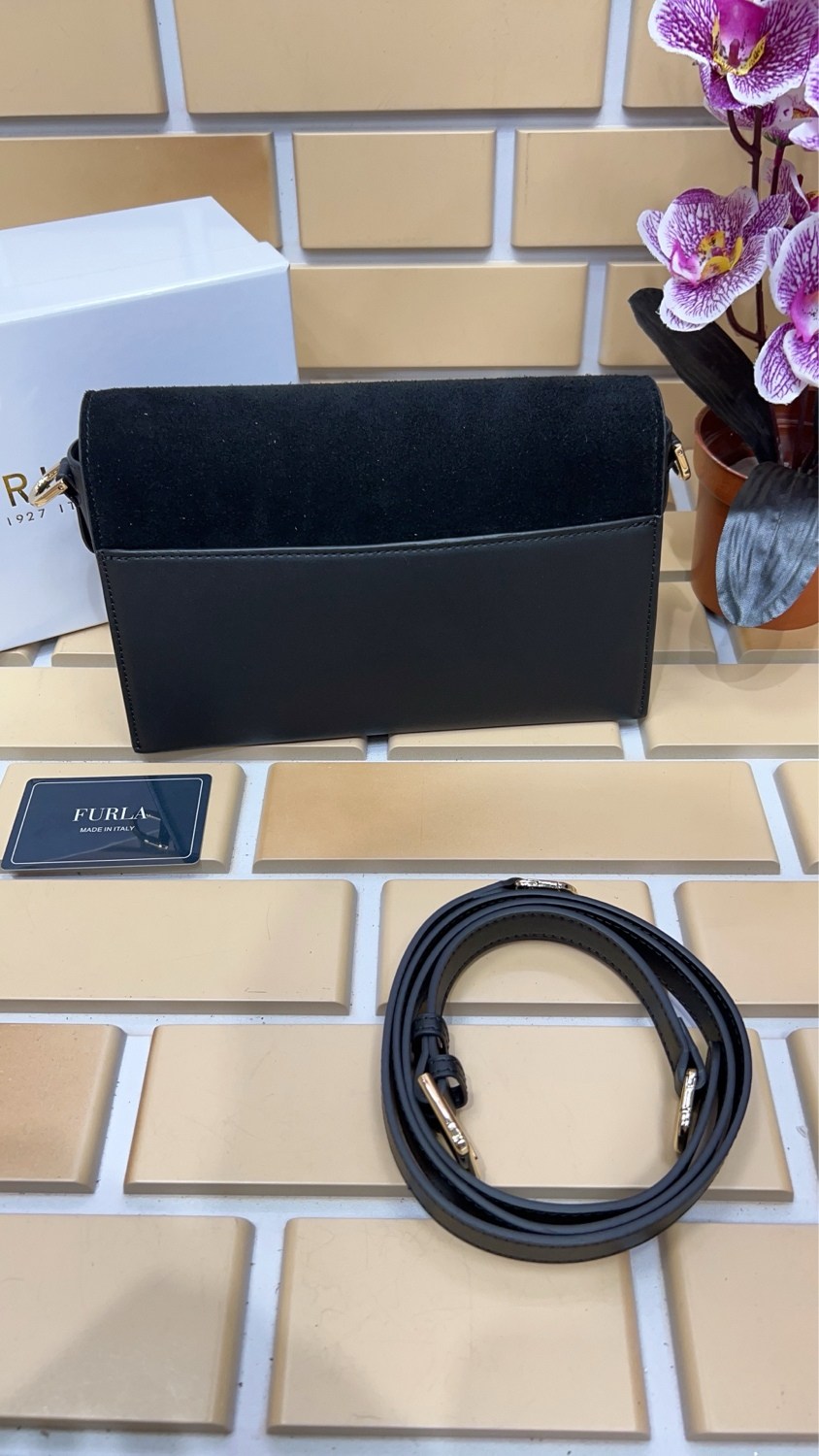 сумка женская furla,сумочки,сумка фурла 1927 бежевая,сумка,замшевая сумка