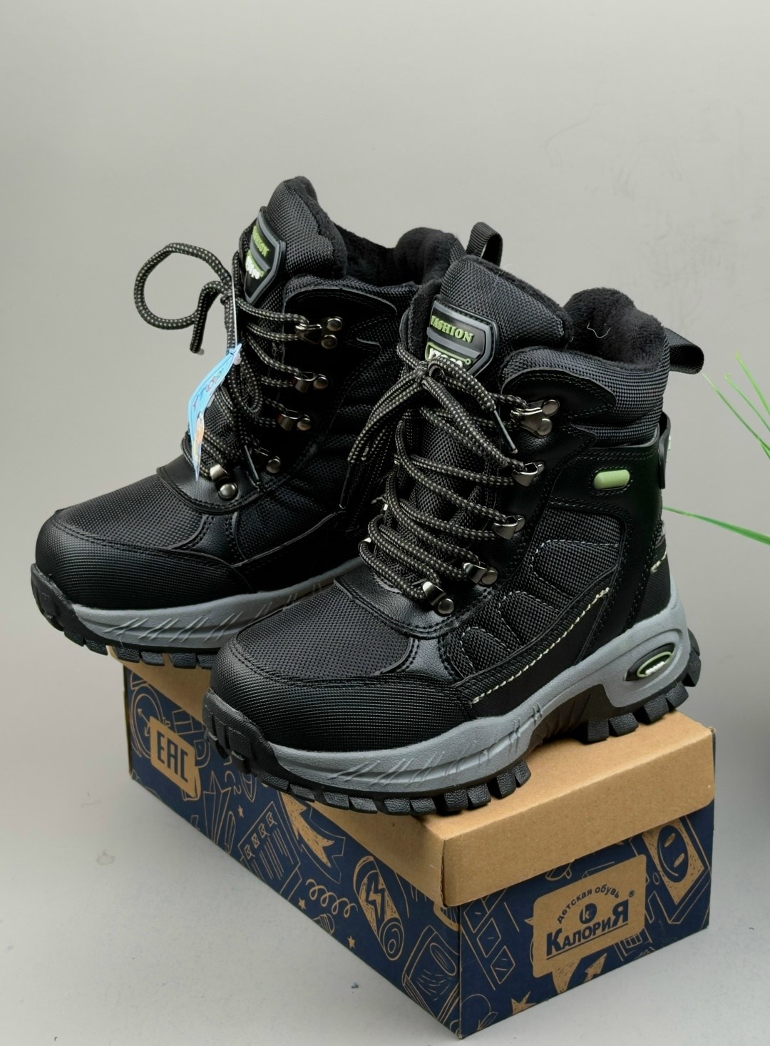 ,зимние ботинки для мальчика,детские ботинки,ботинки для мальчика,детская