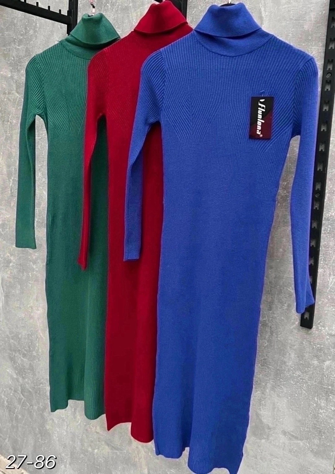 женское платье лапша,платье лапша,платье лапша теплое,трикотажное платье миди,платье трикотажное лапша