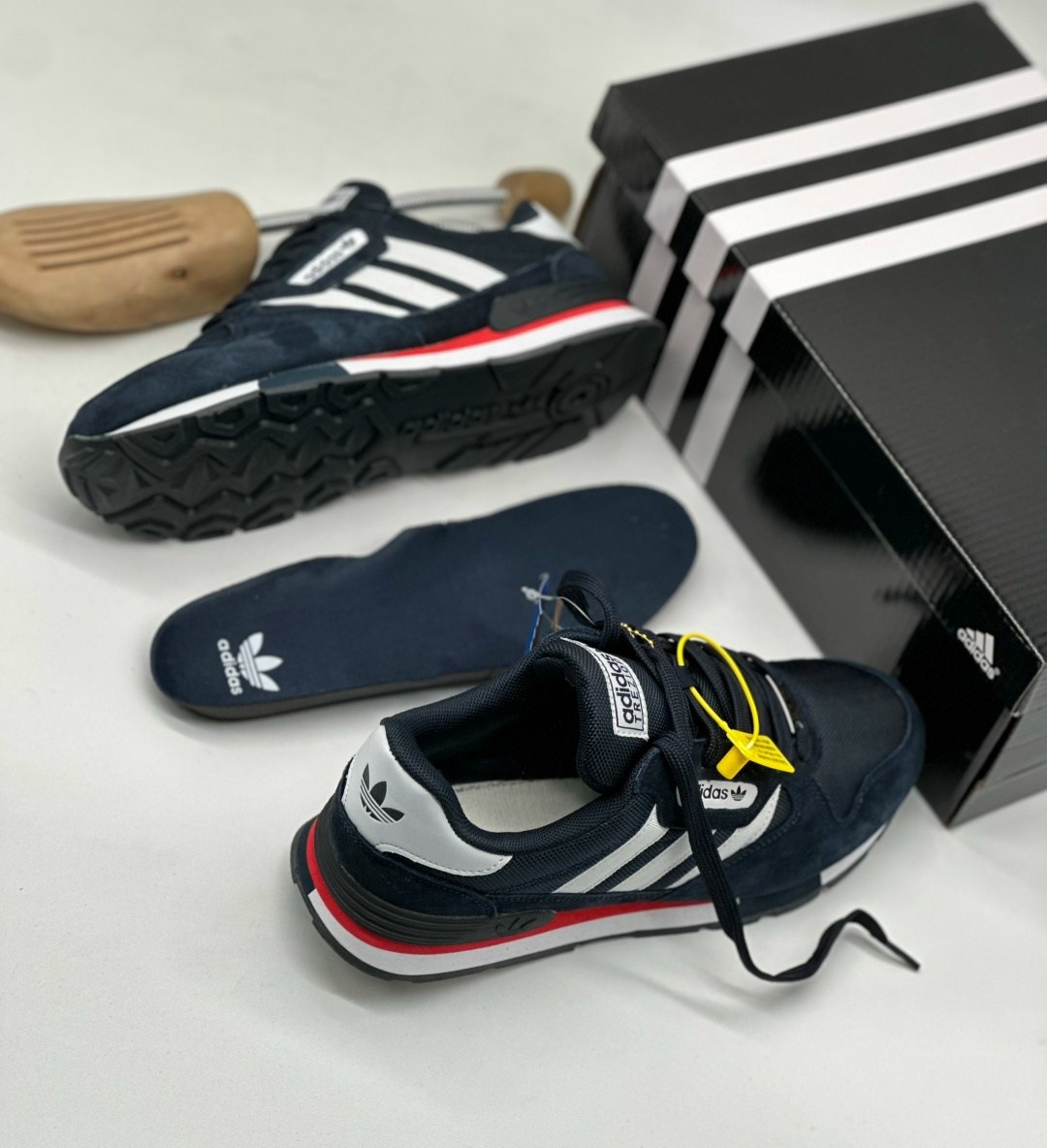 мужские кроссовки adidas zx 750,кроссовки adidas zx 750,адидас люкс кроссовки,кроссовки мужские adidas,кроссовки адидас