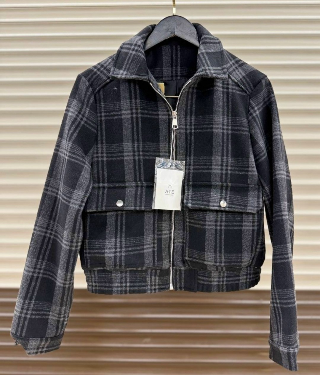 куртка в клетку женская,куртка бомбер,куртка женская,куртка,женская кофта