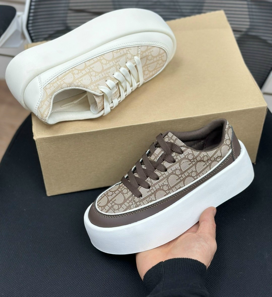 dior женские кеды на платформе walk'n' - grey / white,кеды диор,кеды женские dior,женские бежевые кеды christian dior walk'n' на высокой подошве,кеды диор женские